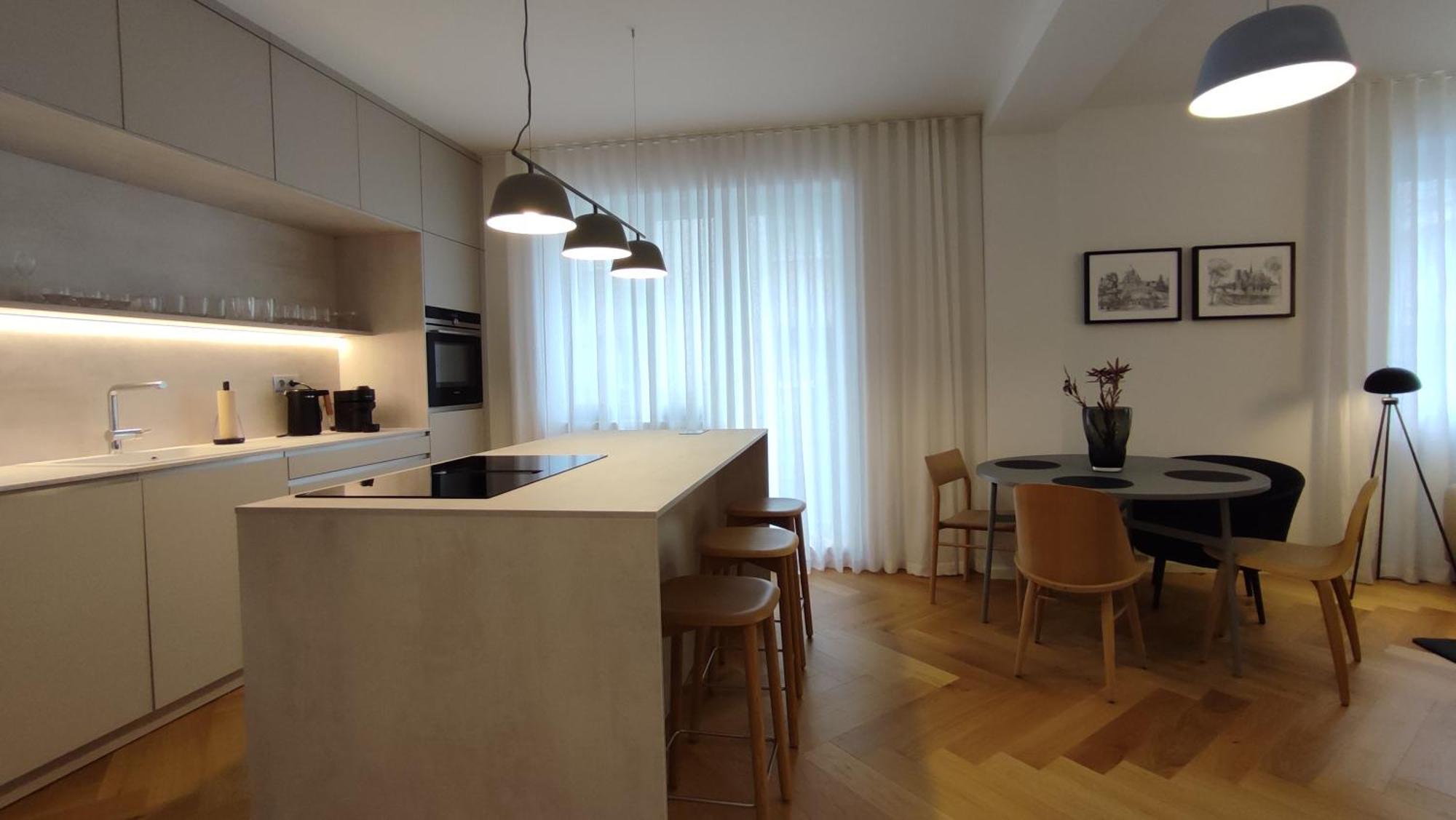 Bratislava Oldtown Apartment 130M2 ,60M2 Terrace And 2 Bathrooms Екстер'єр фото